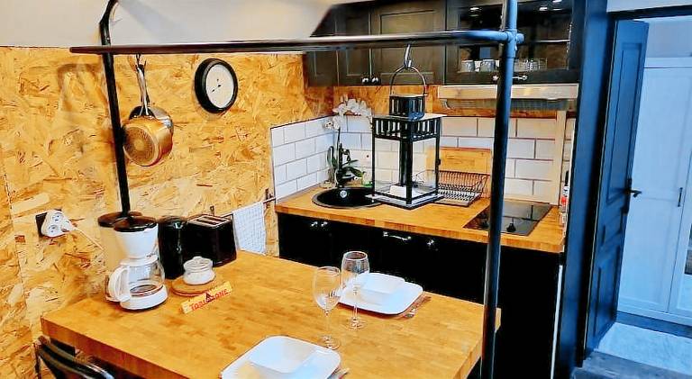 Peniche Chaleureuse avec jacuzzi Toulouse centre — photo 4