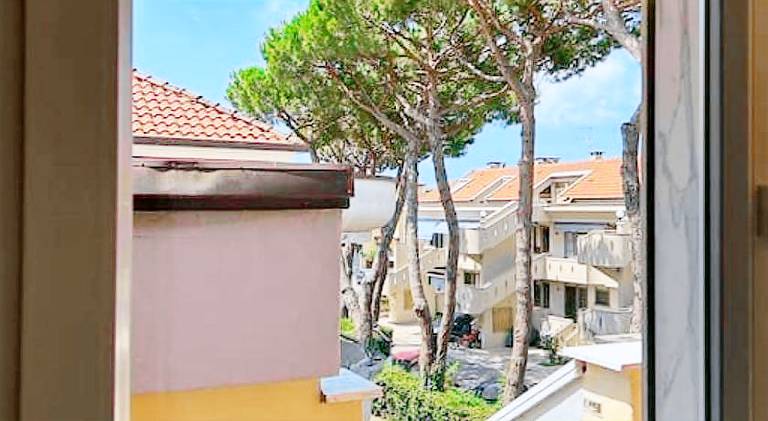 Apartment with 2 rooms for 5 persons — photo 4