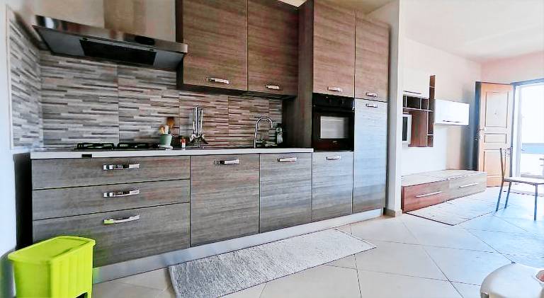 Rental apartment with 2 rooms for 5 persons — photo 3