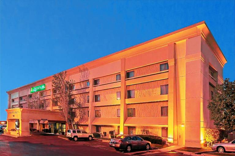 La Quinta Inn & Suites by Wyndham El Paso West Bartlett in El Paso, TX