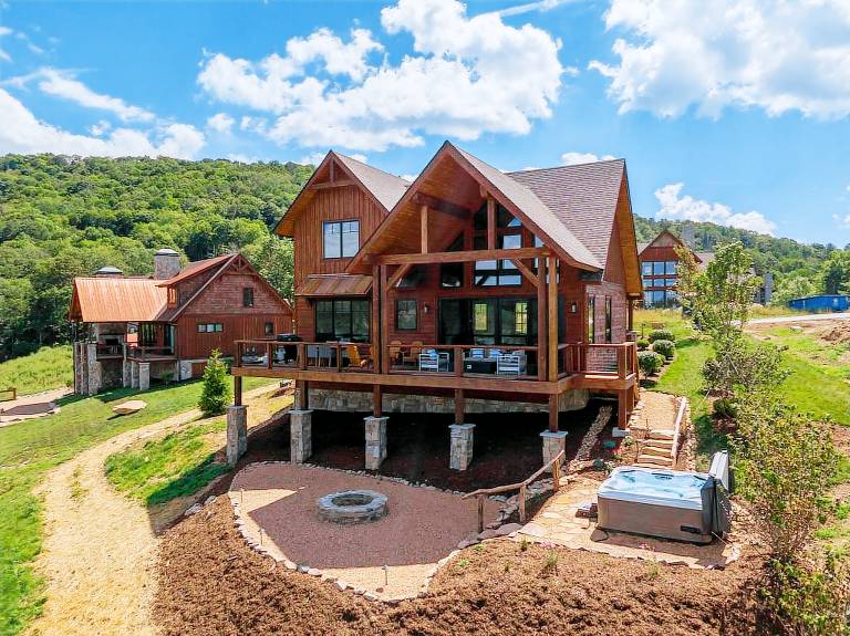 House  Beech Mountain