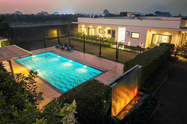 1021 m&sup2; Ferienhaus