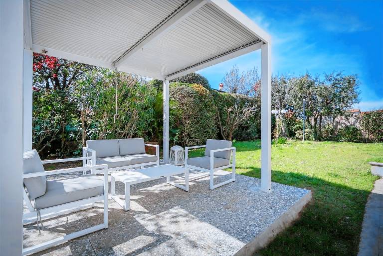 Fully equipped pleasant villa with garden, patio & BBQ | Suitable for remote work | Pets are welcome — photo 4