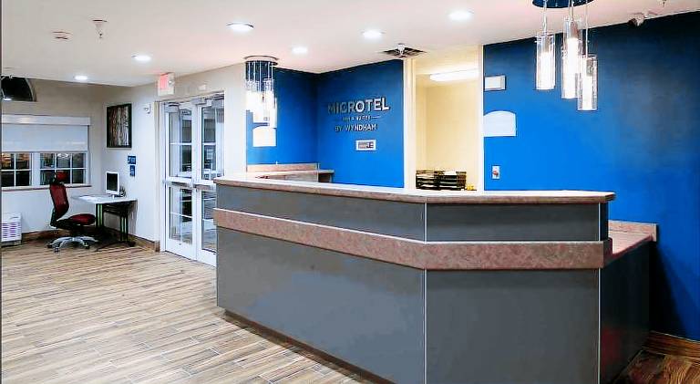 Microtel Inn & Suites by Wyndham Springfield — photo 4