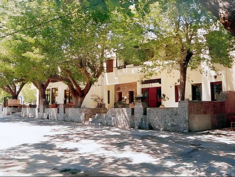 Neos Omalos — photo 4