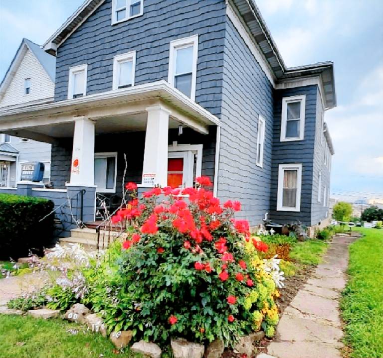 House Niagara Falls