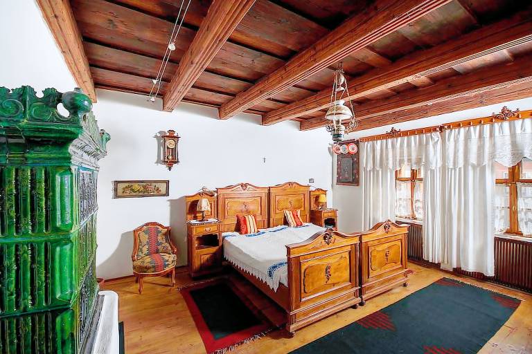 Accommodation Micloșoara