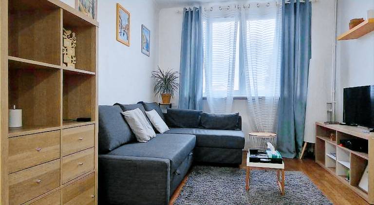Apartment with 2 rooms for 5 persons in Villepinte