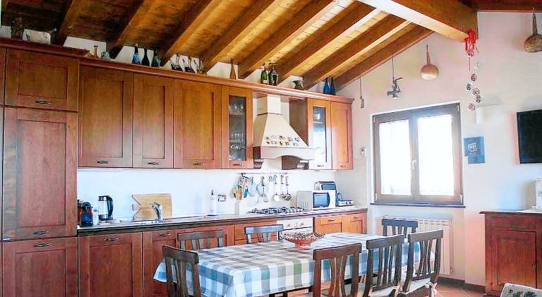House with 2 rooms for 4 persons — photo 3