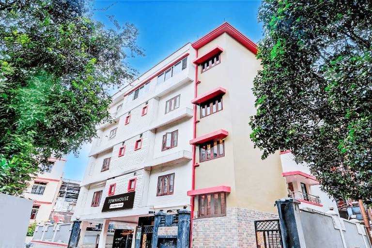 Super Townhouse Guwahati Railway Station Formerly Niharika Guest House — photo 5