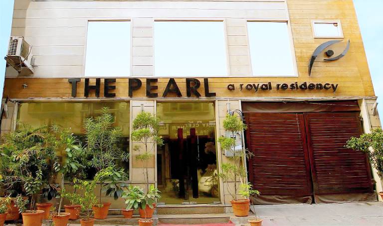 The Pearl A Royal Residency