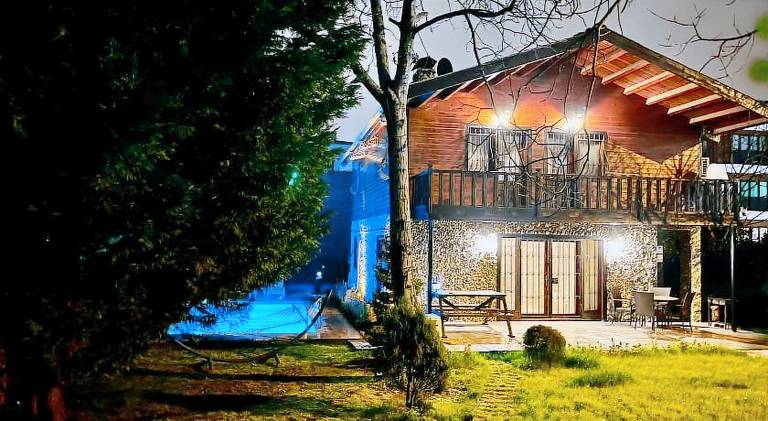 Fully equipped lovely villa with yard & private pool | Pets are welcome in Sapanca