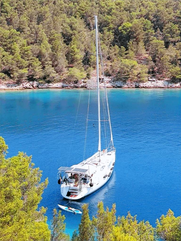 Houseboat Mandalina
