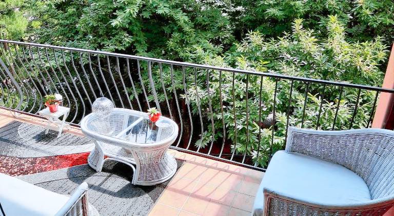 Pleasant apartment with private pool, yard & barbecue | Suitable for remote work | Dogs allowed — photo 3