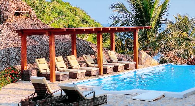Lovely serviced apartment with pool, patio & garden | Beach nearby | Dogs allowed — photo 2