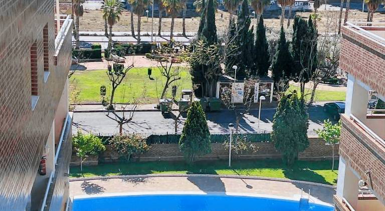 Holiday apartment with pool — photo 3