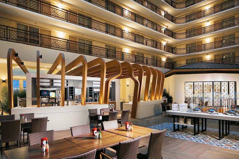 Embassy Suites by Hilton San Francisco Airport Oyster Point — photo 3