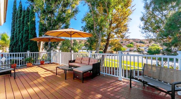 STUNNING HOME WITH SPA, FRONT AND BACK YARD, HUGE DECK, OUTSTANDING LOCATION — photo 5