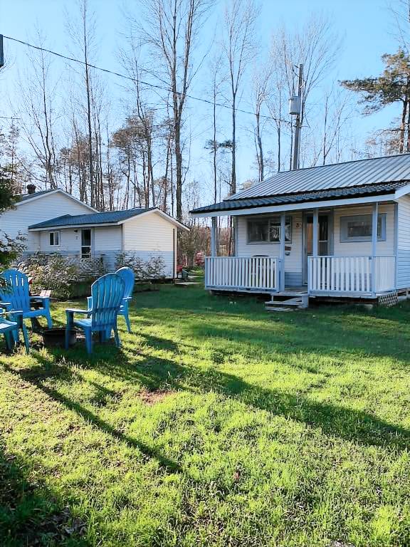 Cabin  Red Bay