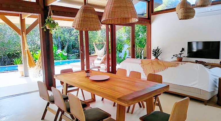 Family-oriented vacation home with yard, private pool & barbeque | Pets allowed — photo 2