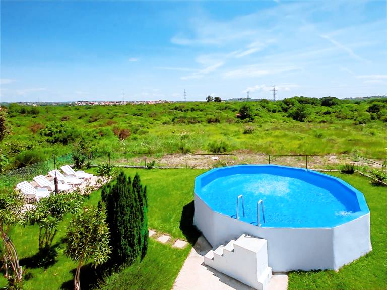 House with private pool, patio & BBQ — photo 2