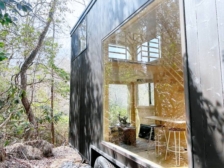 House  Hiawassee