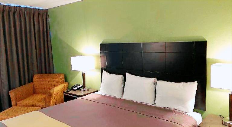 Inn Of Long Beach — photo 2