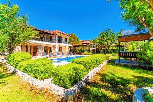 Resort Bezirgan Mahallesi