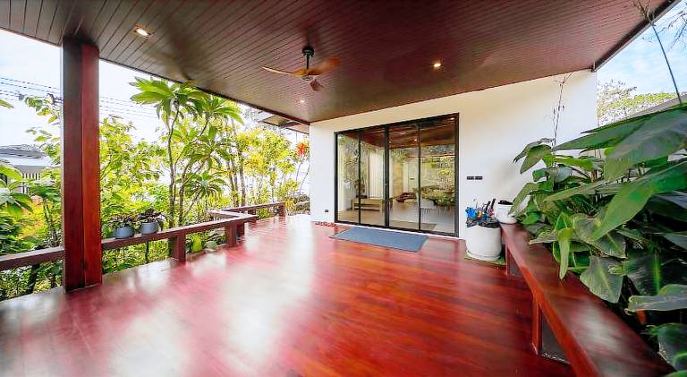 Villa with patio & private pool | Pets are welcome — photo 5