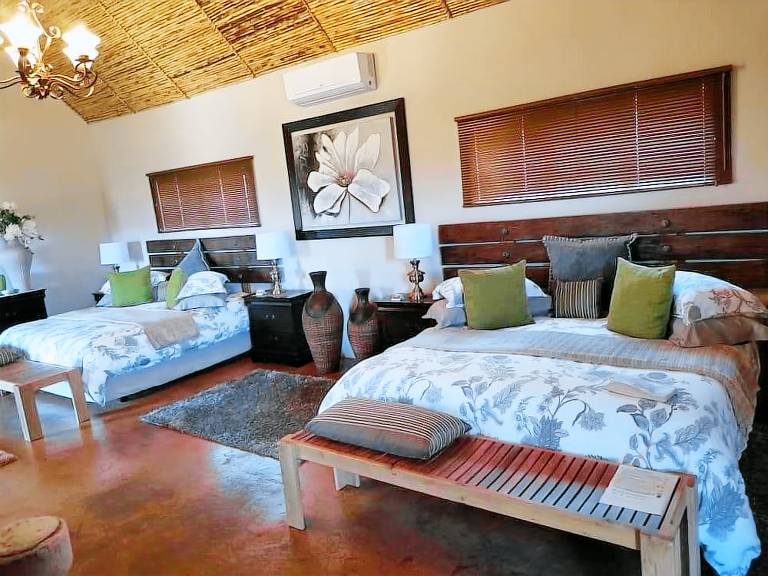 Herberg  Uitenhage Farms