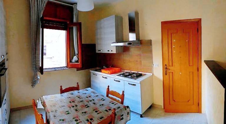 Apartment with 2 rooms for 5 persons — photo 2