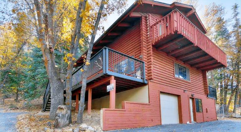 Spacious house with BBQ & hot tub | Pets allowed in Big Bear Lake, CA