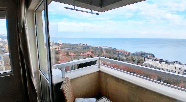 Holiday apartment with pool — photo 5