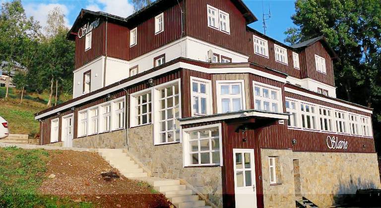 Hotel Slavie in Spindleruv Mlyn