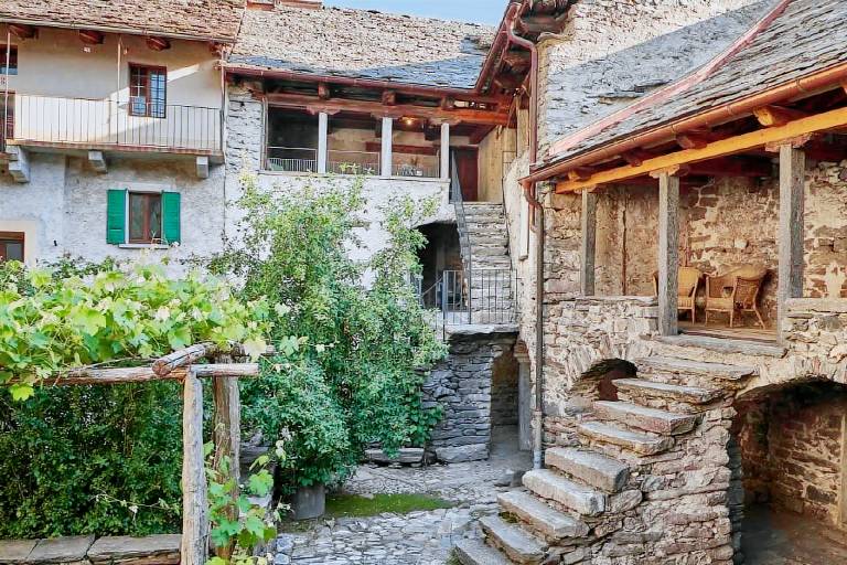 Ferienhaus Maggia TI