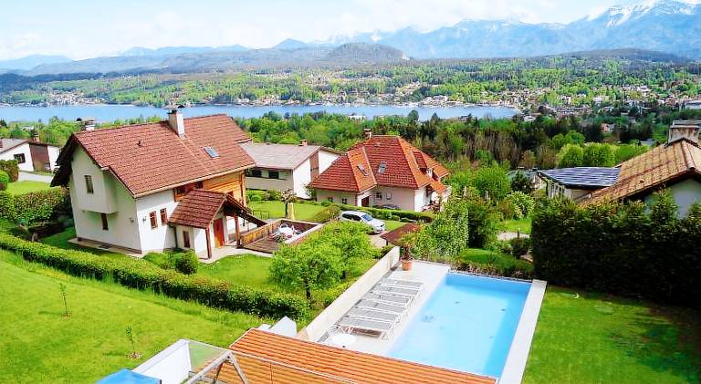 Holiday apartment with sauna, garden & private pool | Suitable for remote work | Pet-friendly — photo 3