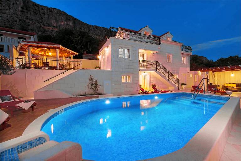 Villa Srinjine