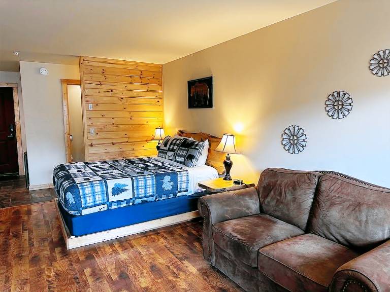 Lodge Winthrop