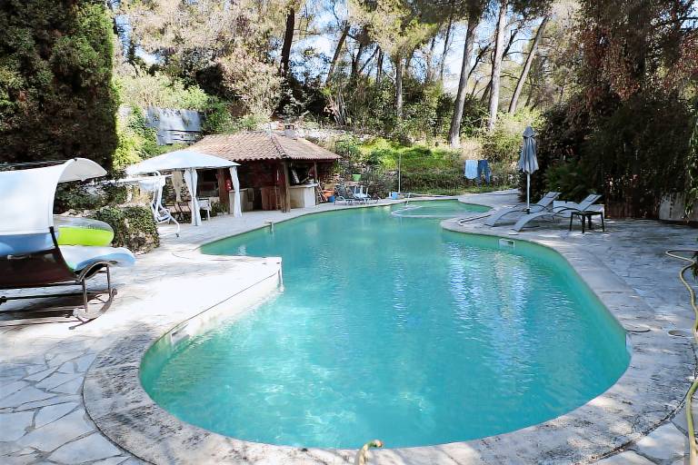Villa  Les Camoins