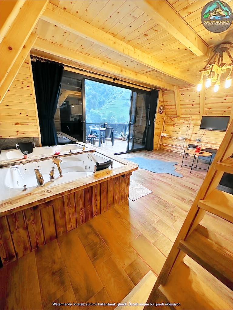 Bungalow with barbecue, hot tub & terrace — photo 2