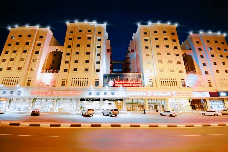 Reef Global Hotel