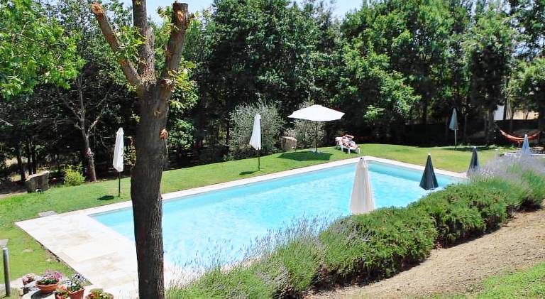 Vacation home with pool | Pets are welcome in Siena