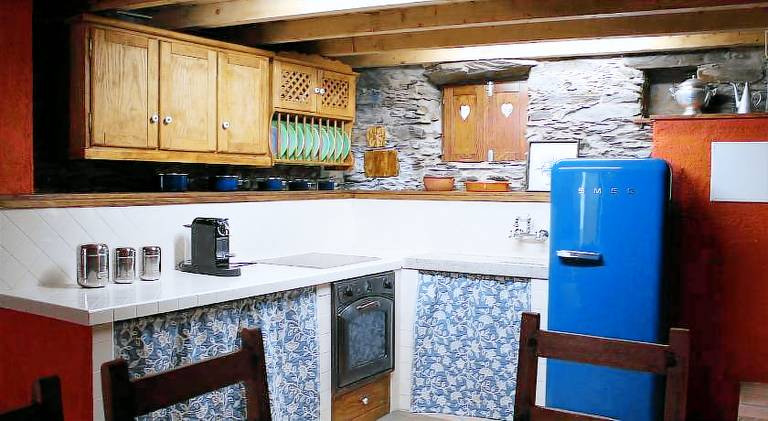 Vacation home with grill — photo 3