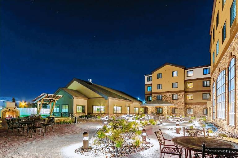 Staybridge Suites Grand Forks By IHG — photo 2