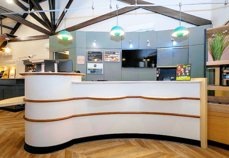 B&B HOTEL Niort Sud Venise Verte — photo 4