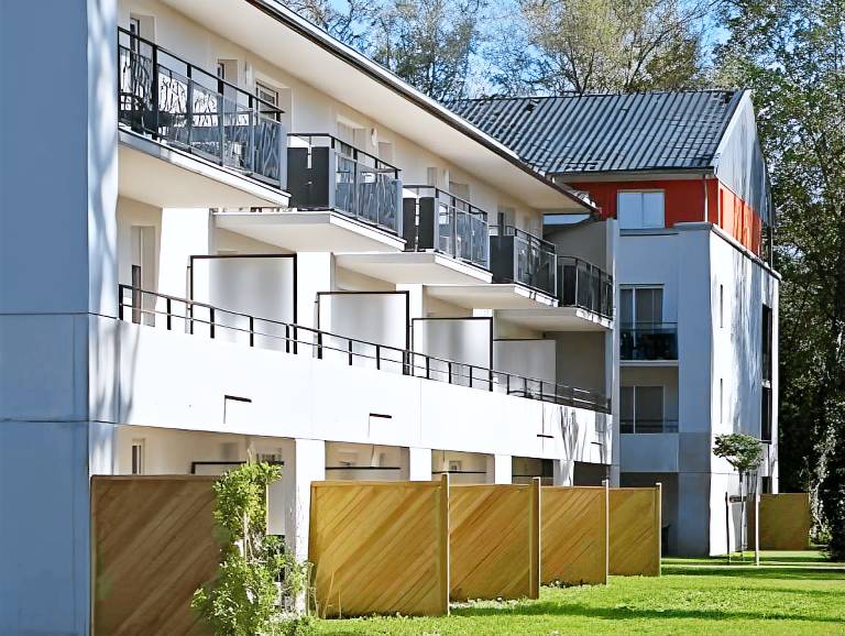 Hotel Best of Both - Divonne-les-Bains in Divonne-les-Bains