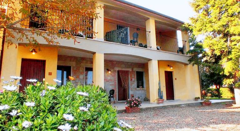 Farm with grill, private pool & terrace — photo 3