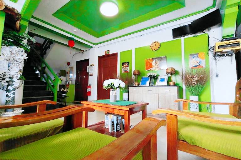 MilVir Tourist Inn El Nido near Beach — photo 4