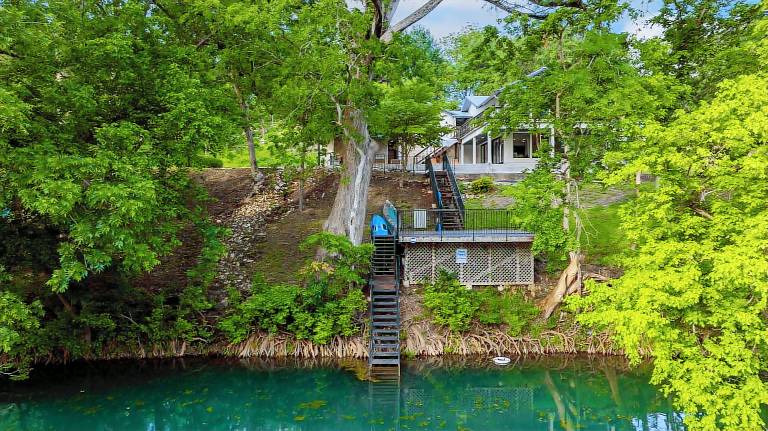 House Canyon Lake