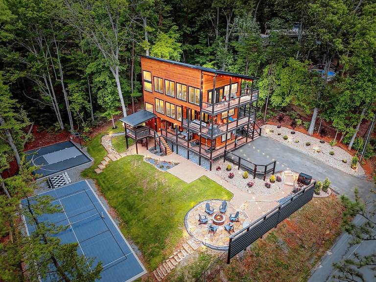 Cabin with private pool & terrace — photo 2